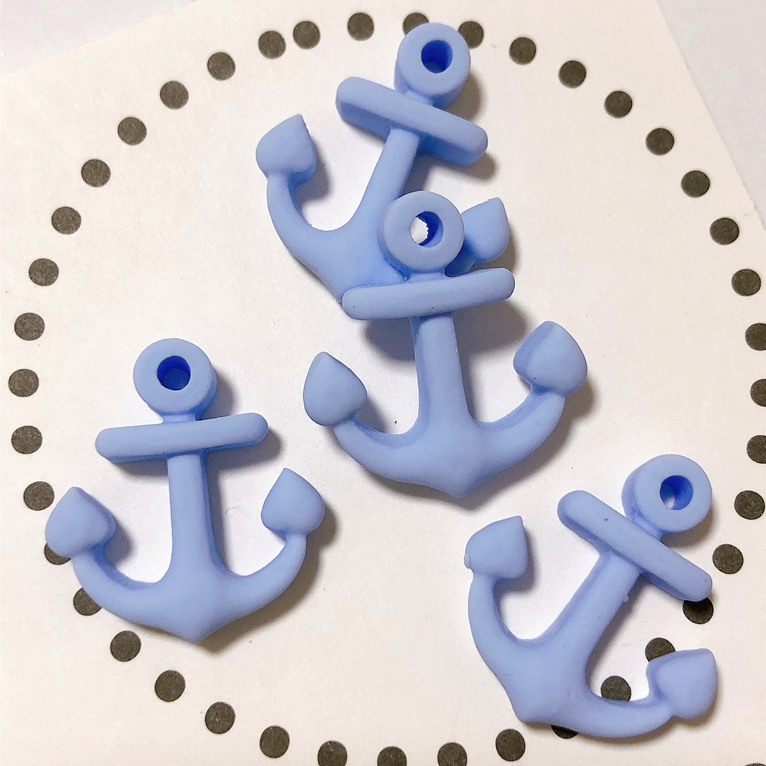 6:light blue anchor