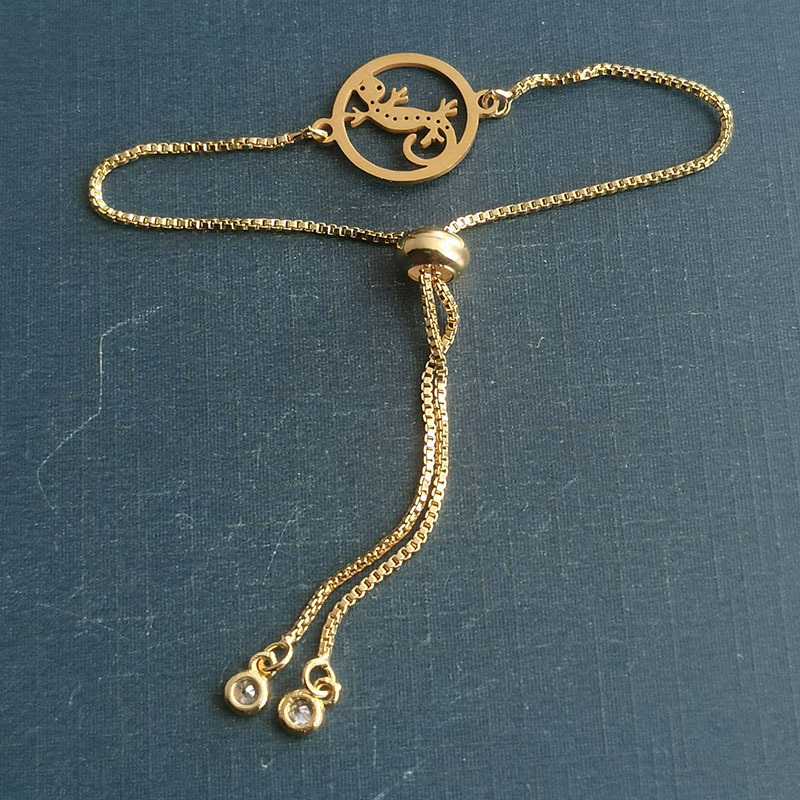 4:gold bracelet