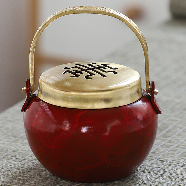 2:Burning red portable stove with longevity characters