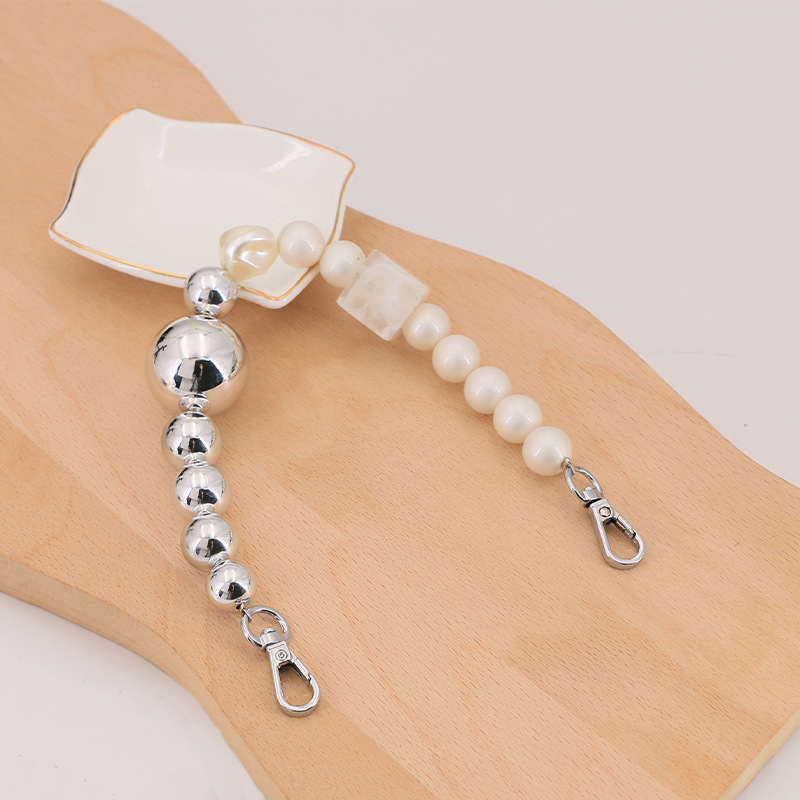 1:Silver White Pearl Chain 30cm