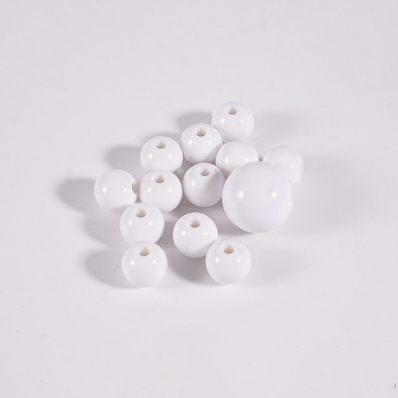 5:Hand Beads Pure White 003