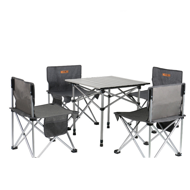B table 55x54x52/68cm, chairs 40x40x32cm