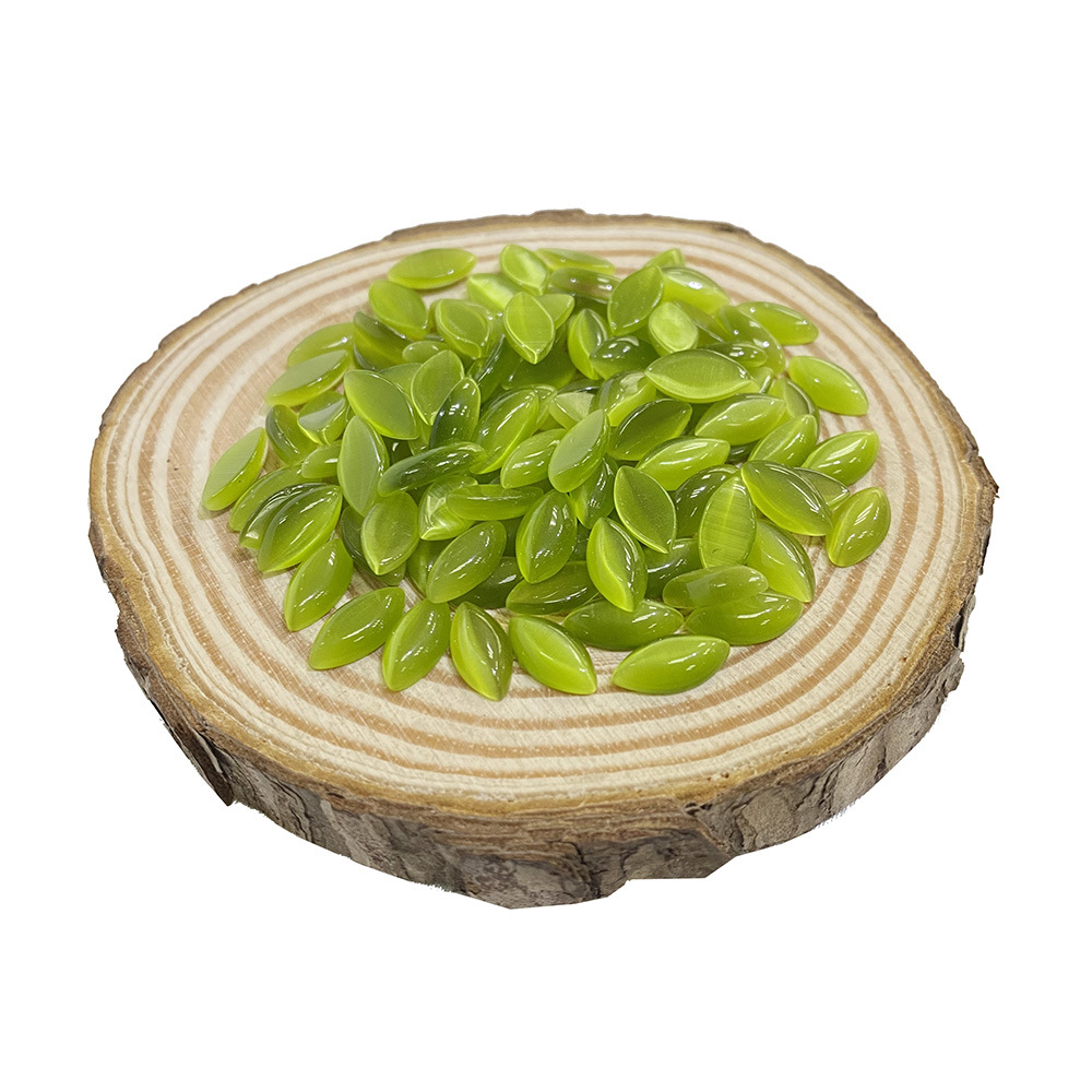 8:olivově zelená