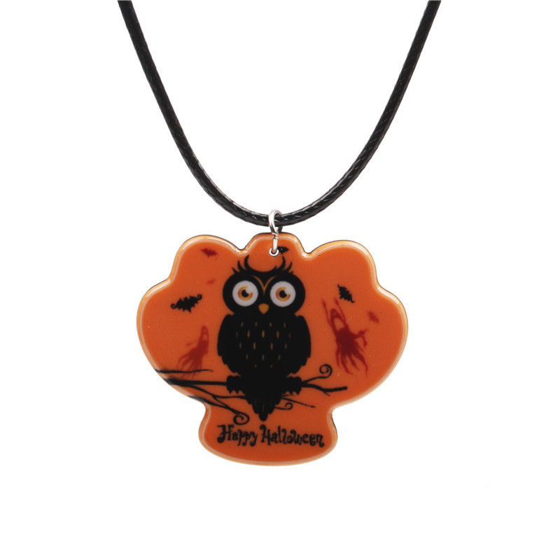 3:The owl necklace
