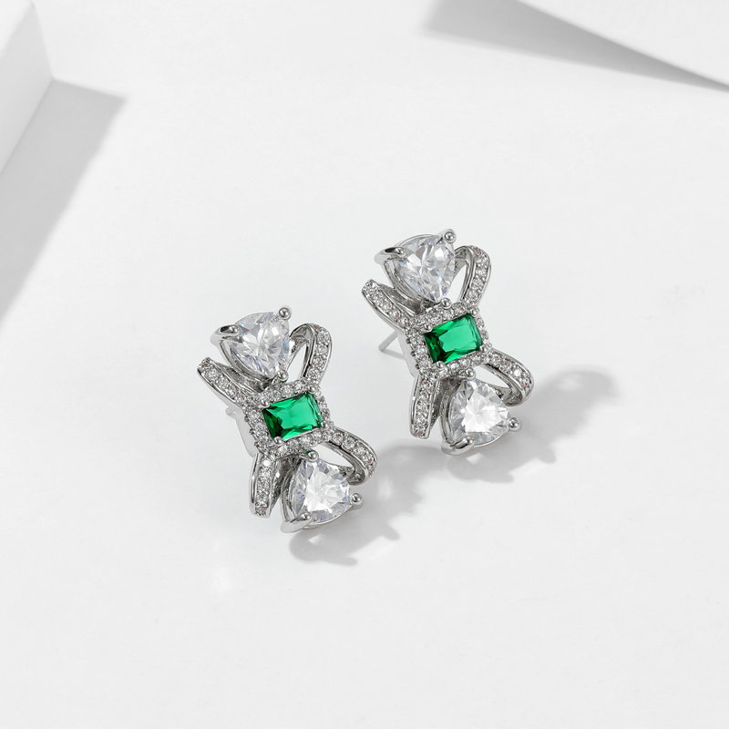 4:Green earrings