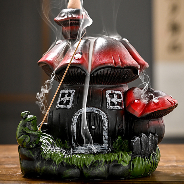 Mushroom room incense burner (red and black)