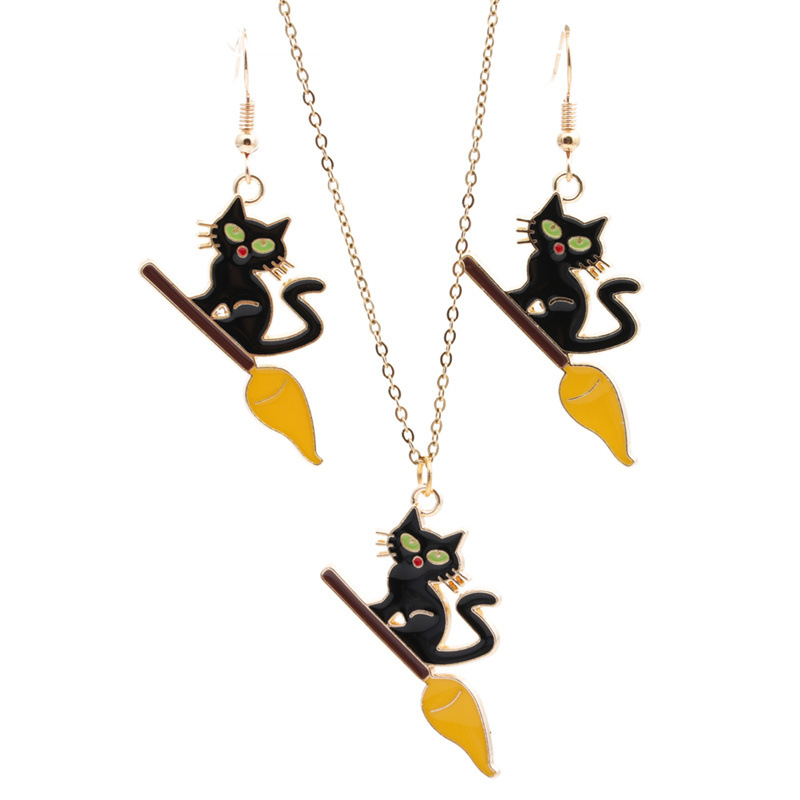Cat earrings necklace set with green eyes