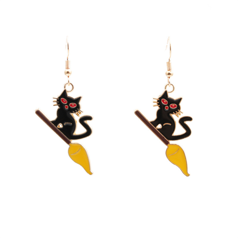 Cat earrings with red eyes