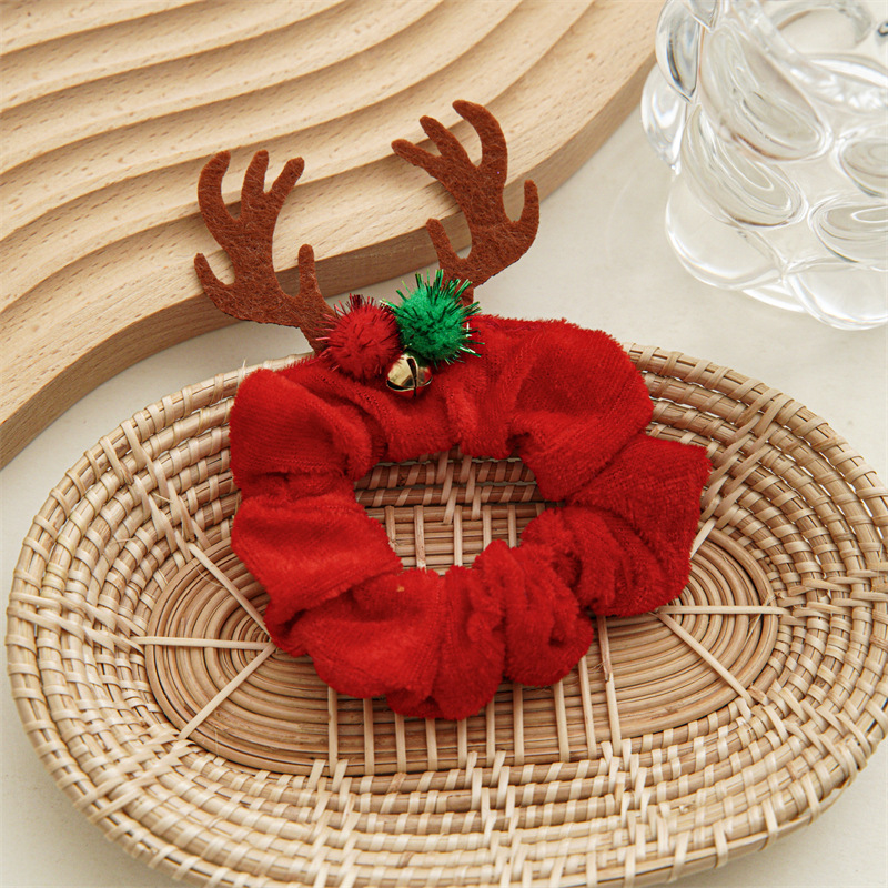 4:Red antlers