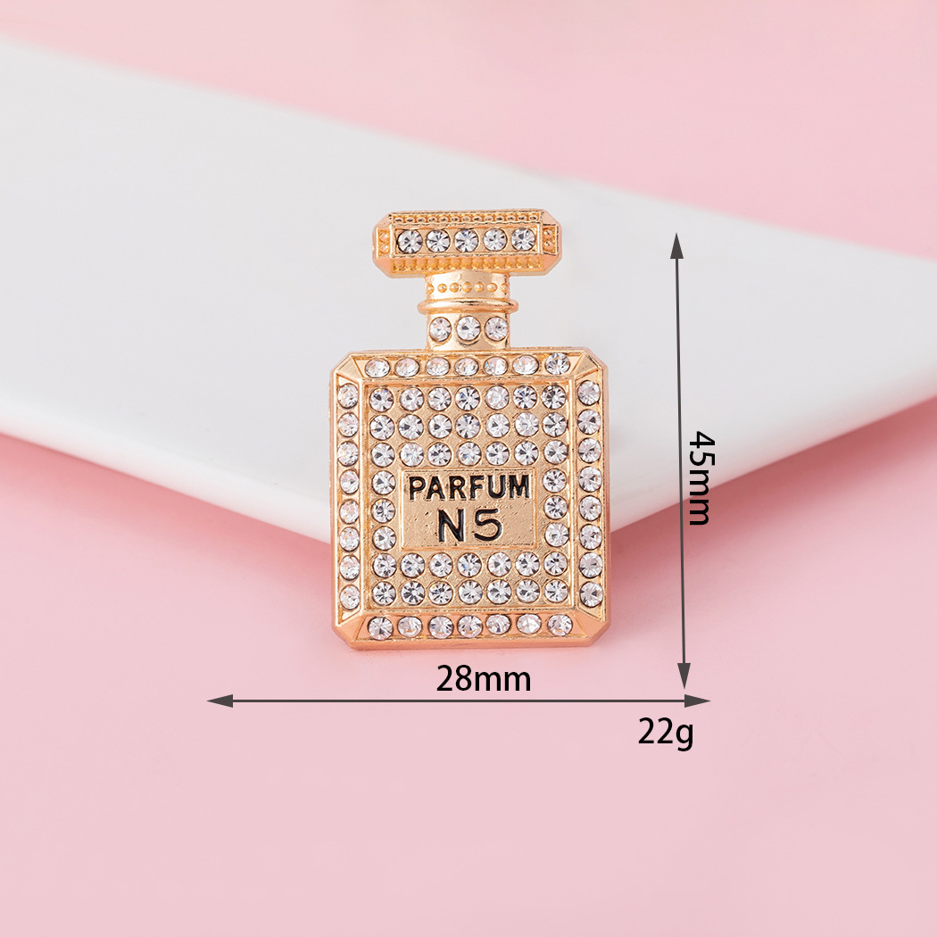 1:Perfume Bottle N5 (with gold back cover)