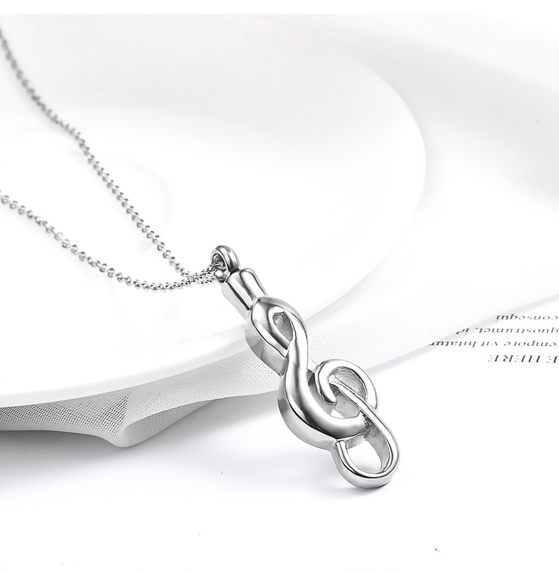 2:silver  necklace