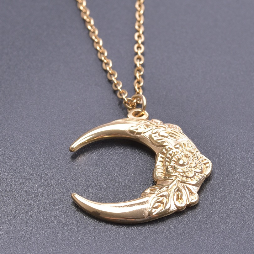 6:Golden necklace