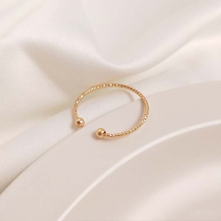 Ring with bead thickness 1mm open ring
