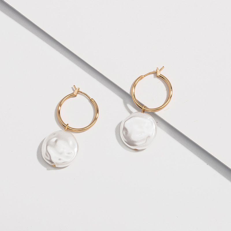 3:Simple earring   pearls