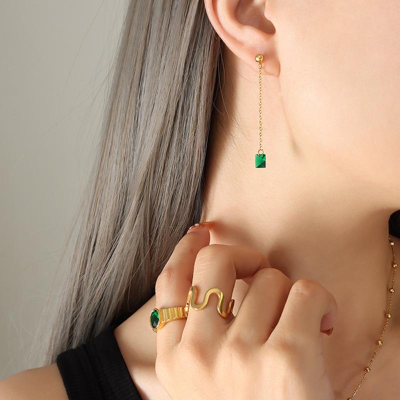 3:F334 - Gold Green Zircon Earrings