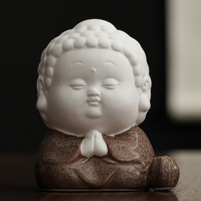 4:Small sitting Buddha (brown clothes7*8.5cm