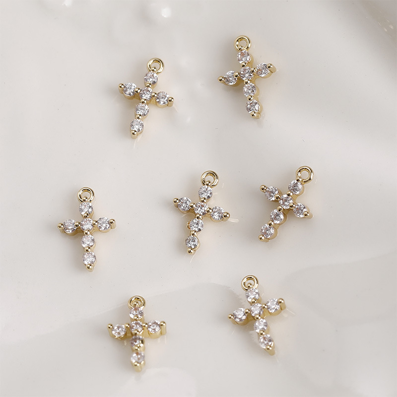 Small cross gold [1 piece] about 6 * 9mm