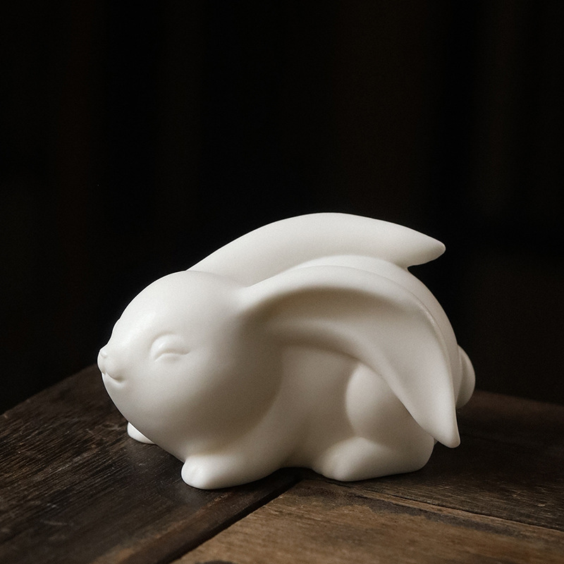 The Jade Rabbit is auspicious (white) 9.6*5.7*5.1c