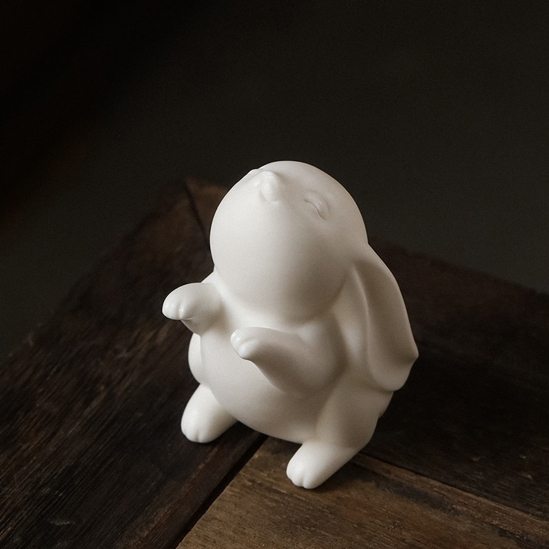 Moon rabbit (White) 5.8*5.6*9cm