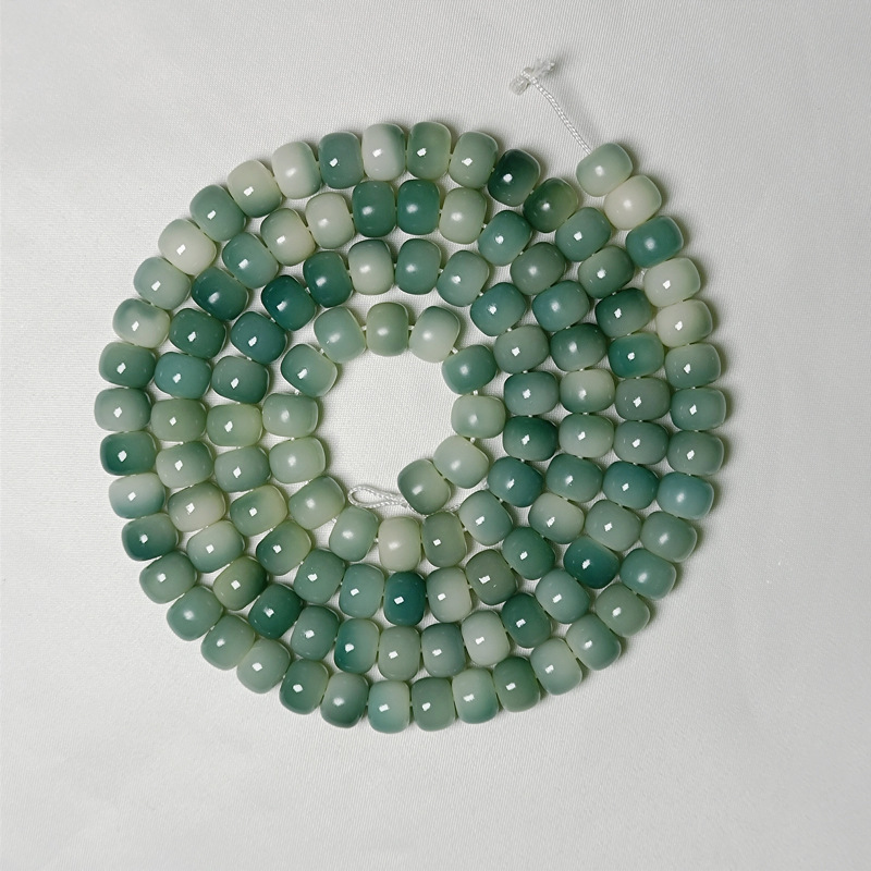 A total of 1149 * 7 mm barrel beads were used in t