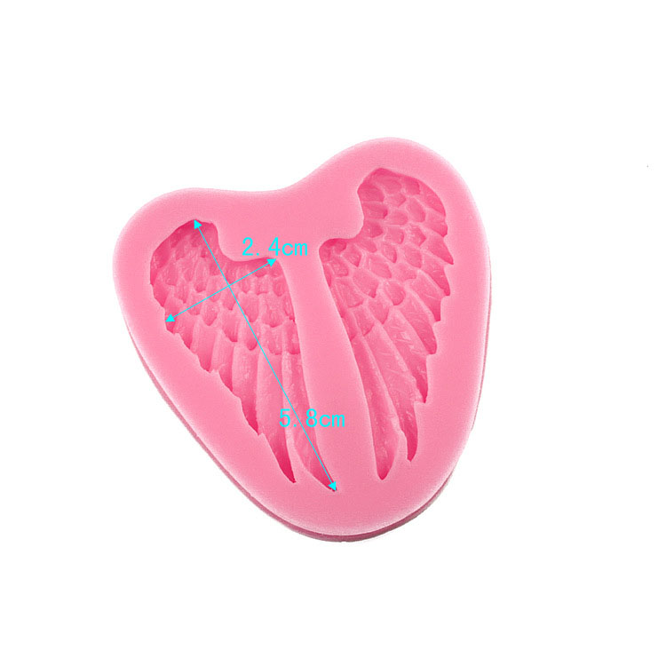2:Heart-shaped angel wings