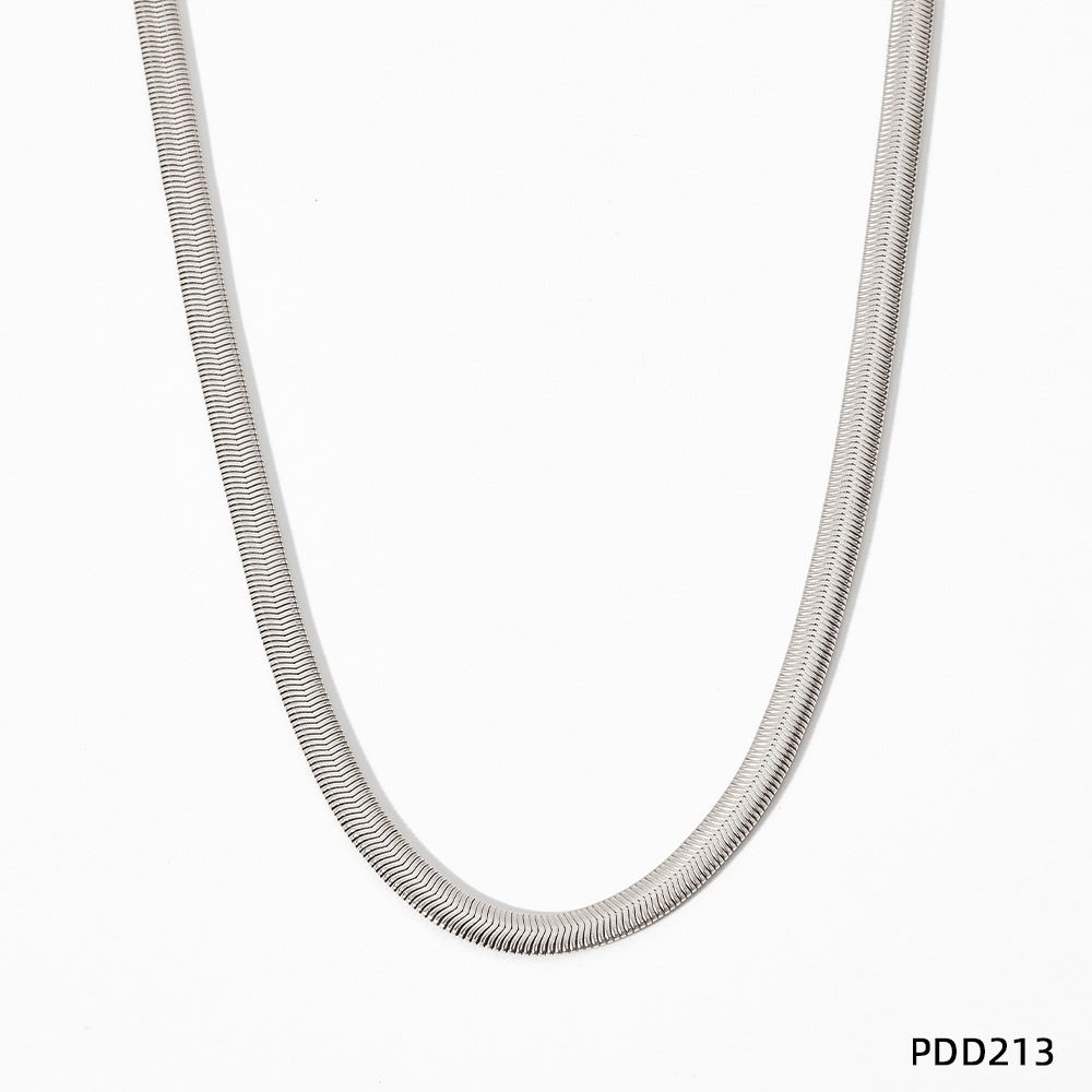 2:PDD213 white and gold necklace