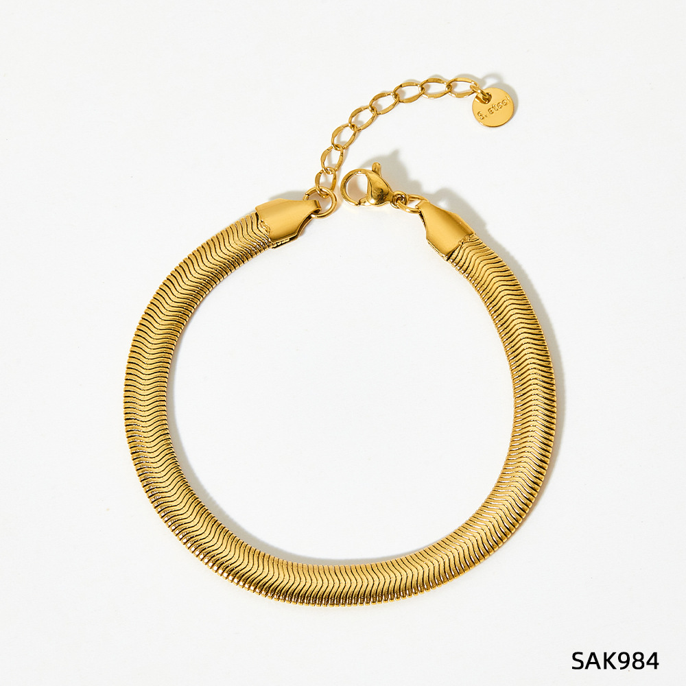 SAK984 gold bracelet