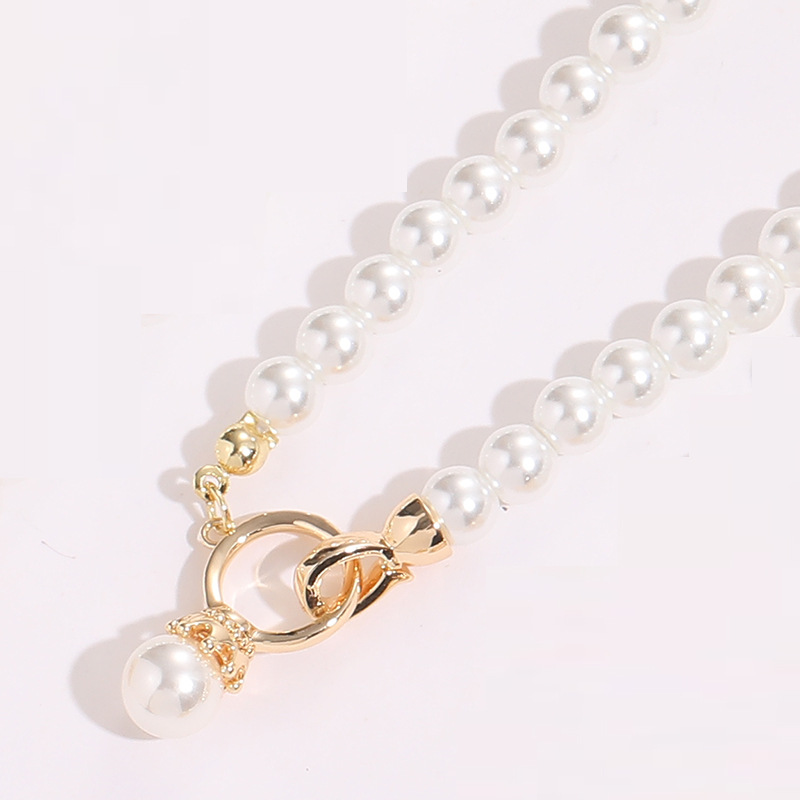 2:Pearl pendant