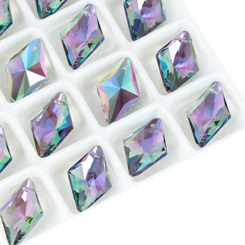 12 x 19mm diamond VG crystal pendant