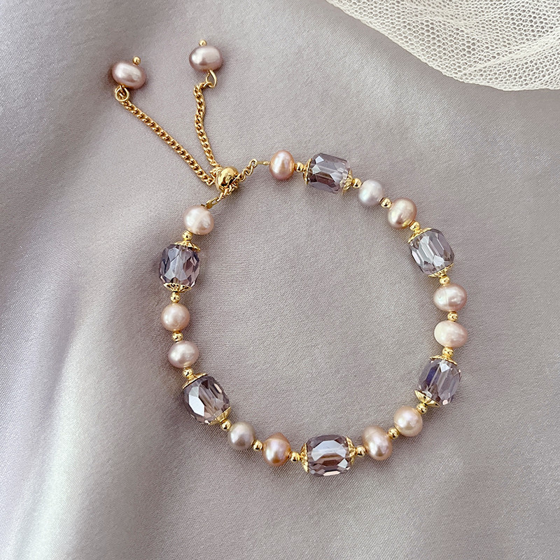 1:Pearl crystal bracelet