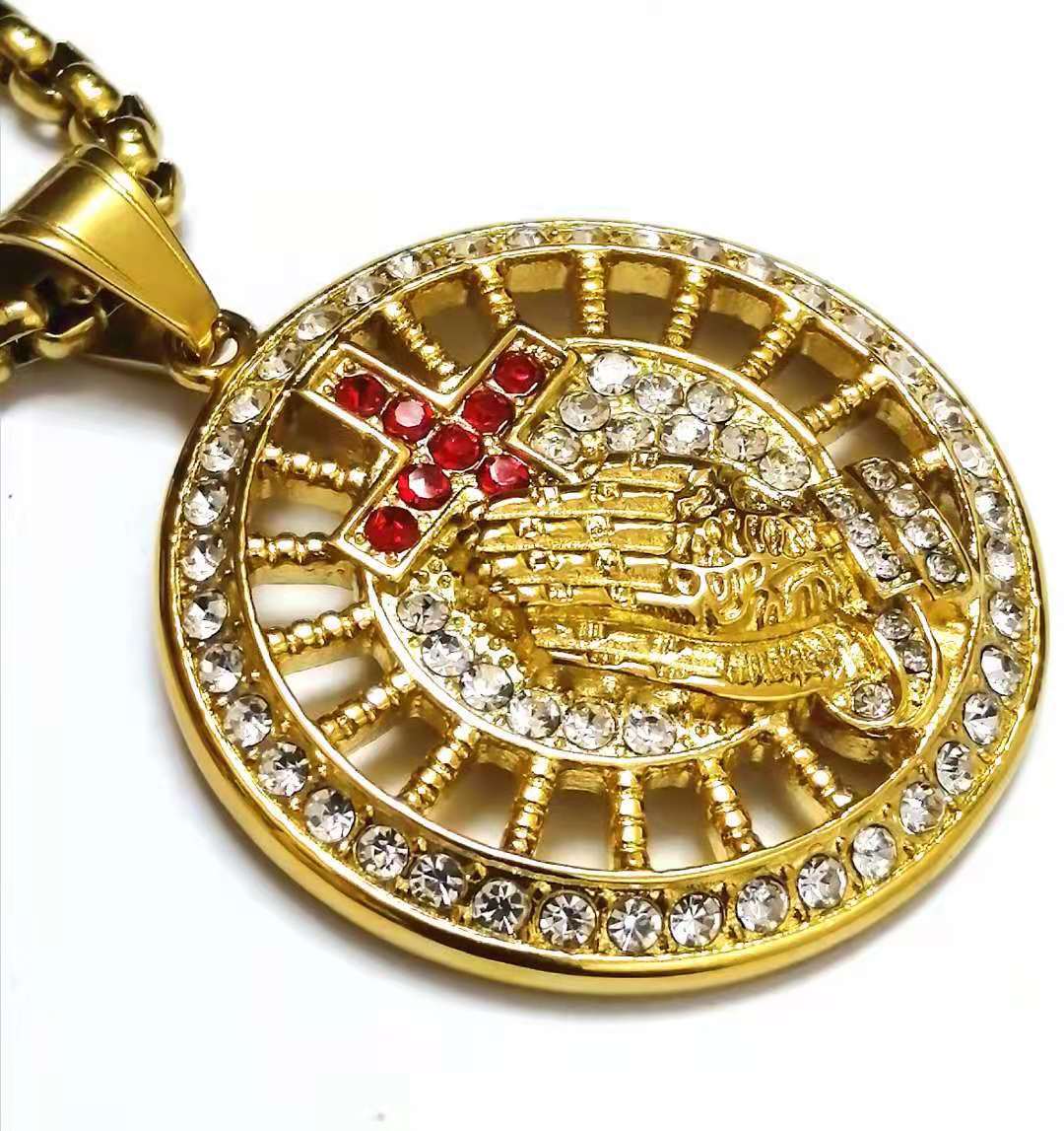1:Gold Pendant