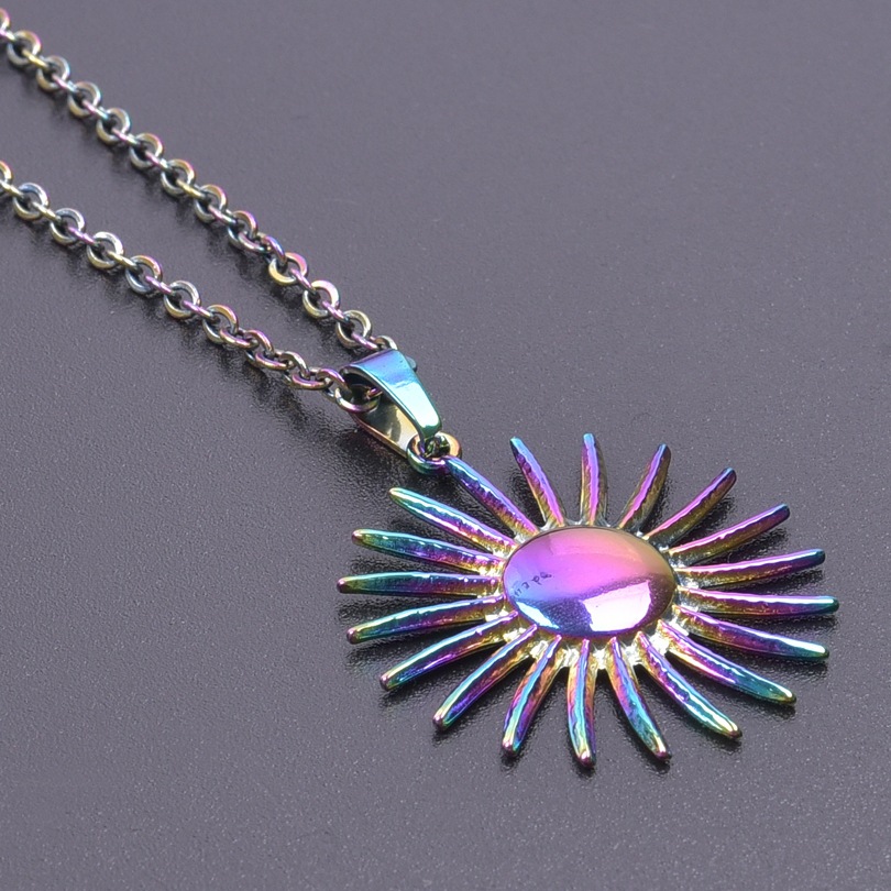 5:Colorful necklace