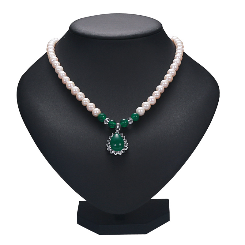 White pearl green drop-shaped necklace