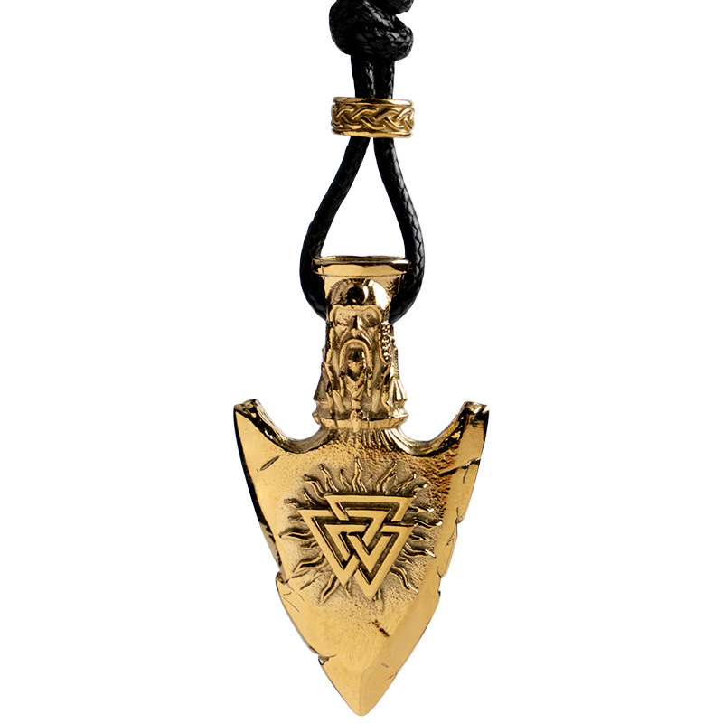 gold pendant with wax rope (adjustable)