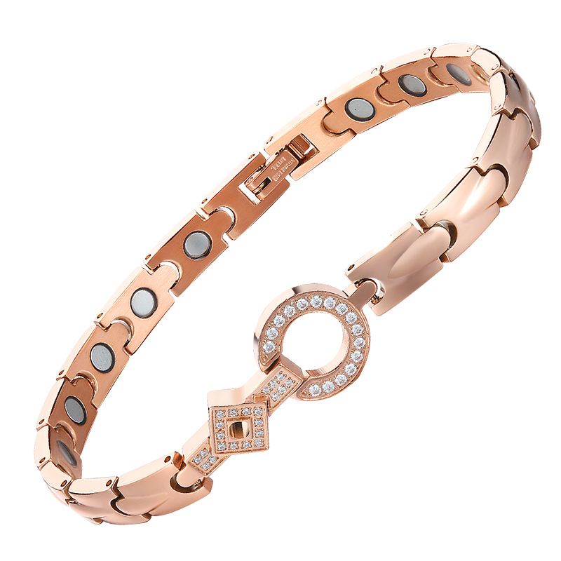 3:Rose gold with diamonds