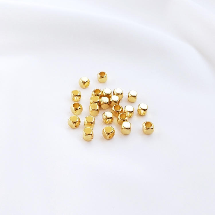 18K gold plated 2x2mm