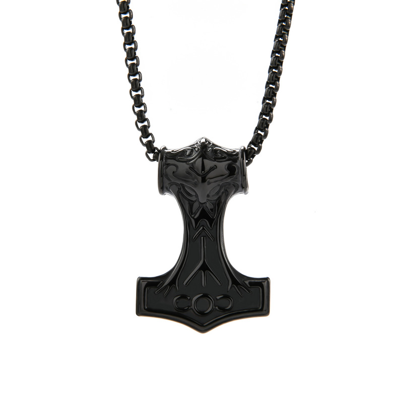 4:Black: With chain