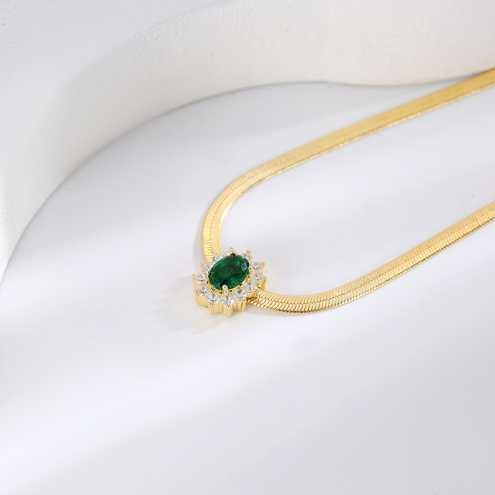 4:Green diamond gold chain