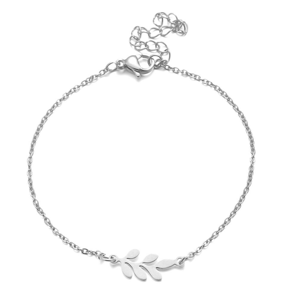 2:silver bracelet