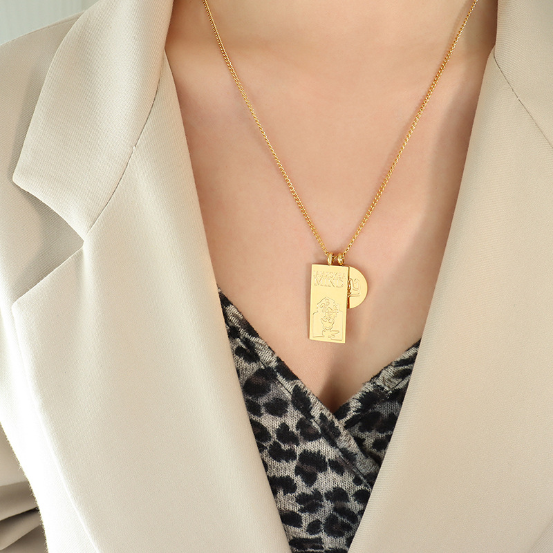 2:Gold necklace - 50 5cm