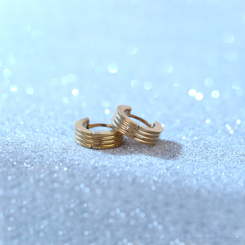 4*7mm earrings flat three-line gold