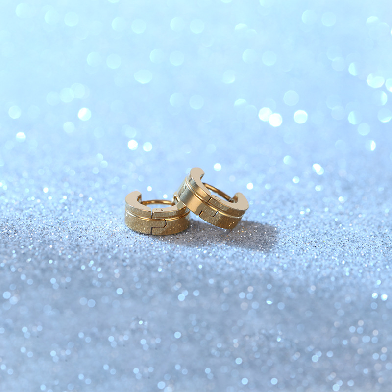 The left side of the 4*9mm earrings is flat gold
