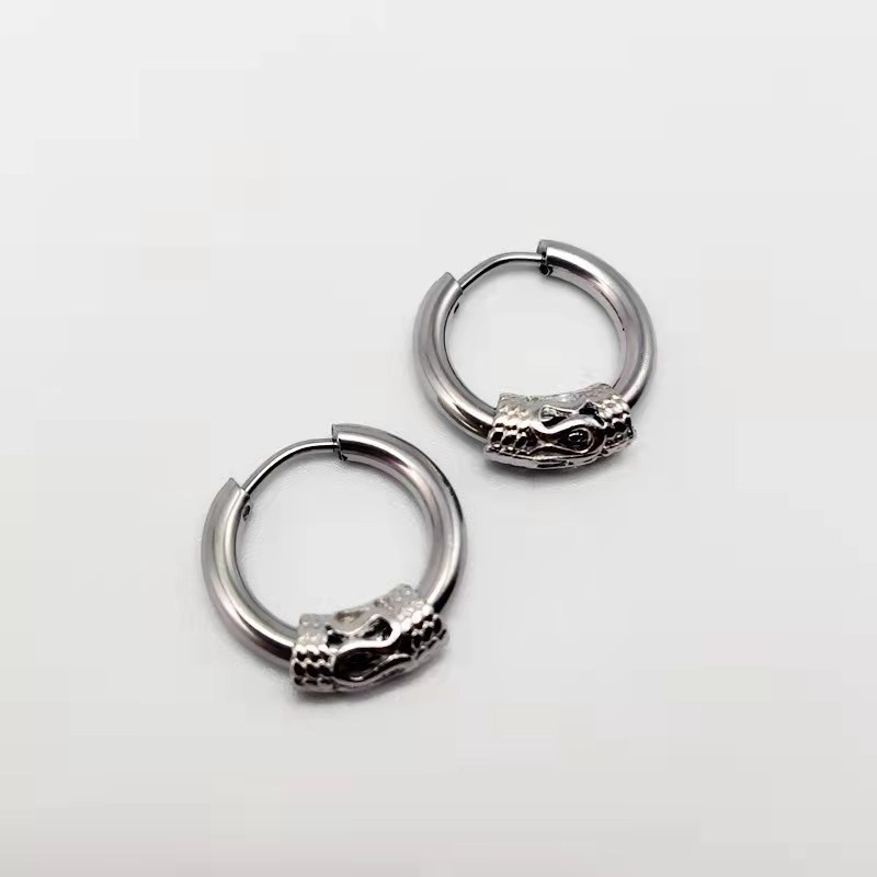 1:Steel earrings dragon pattern 12*2.5