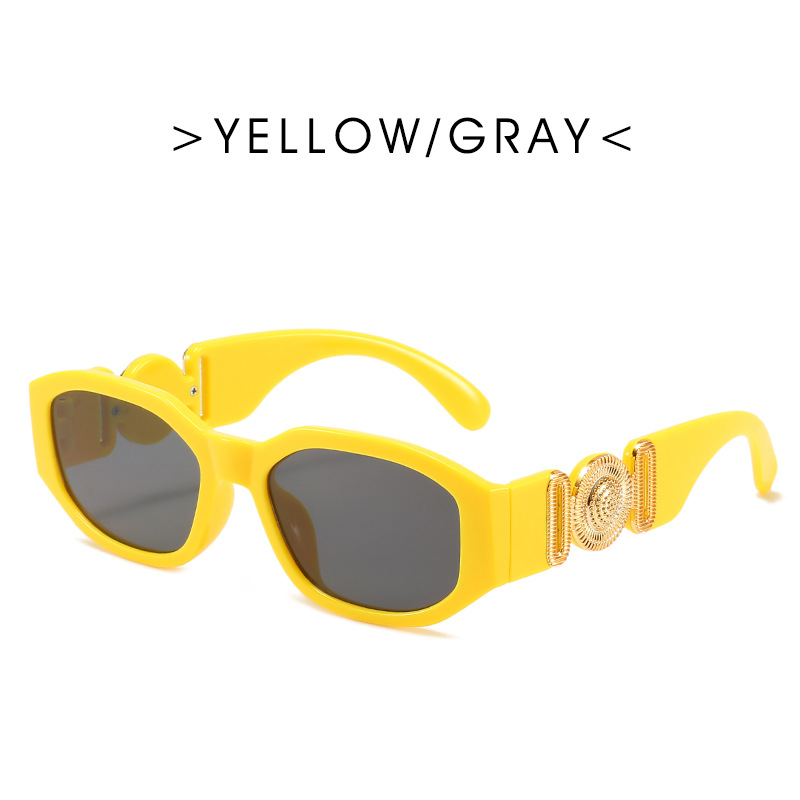 Yellow frame grey piece
