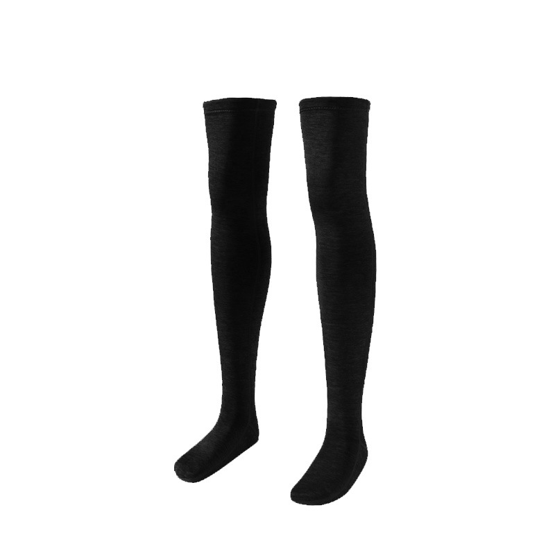 Black (stockings)