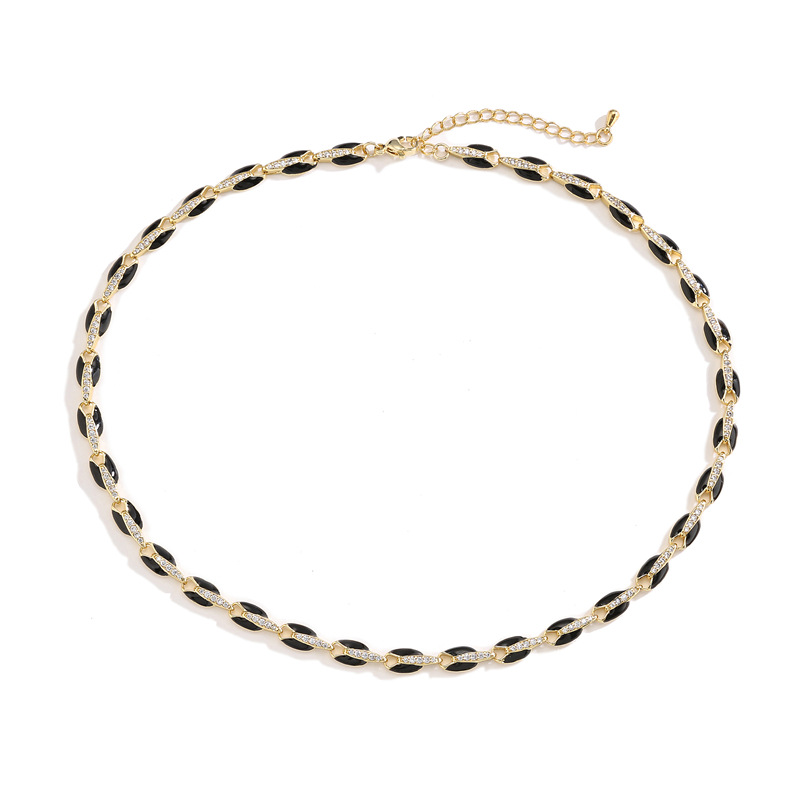 9:Black necklace 40cm