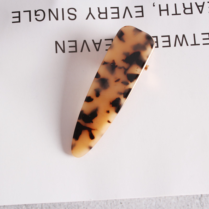 4:Off-white water drop leopard print
