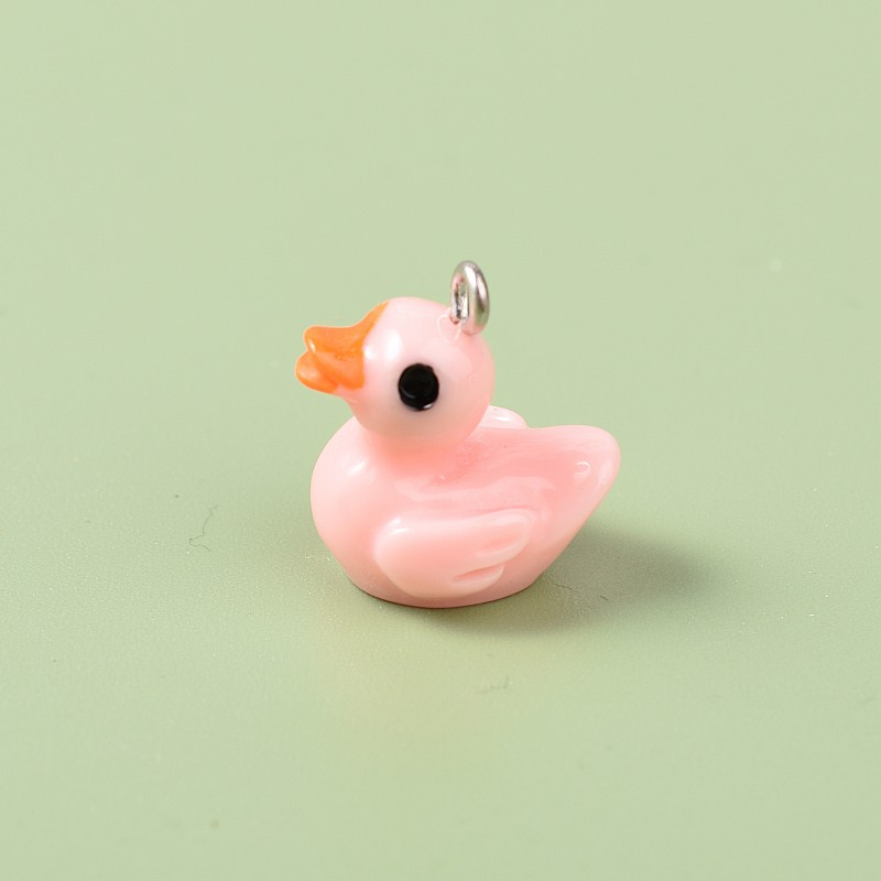 3:Small pink duck