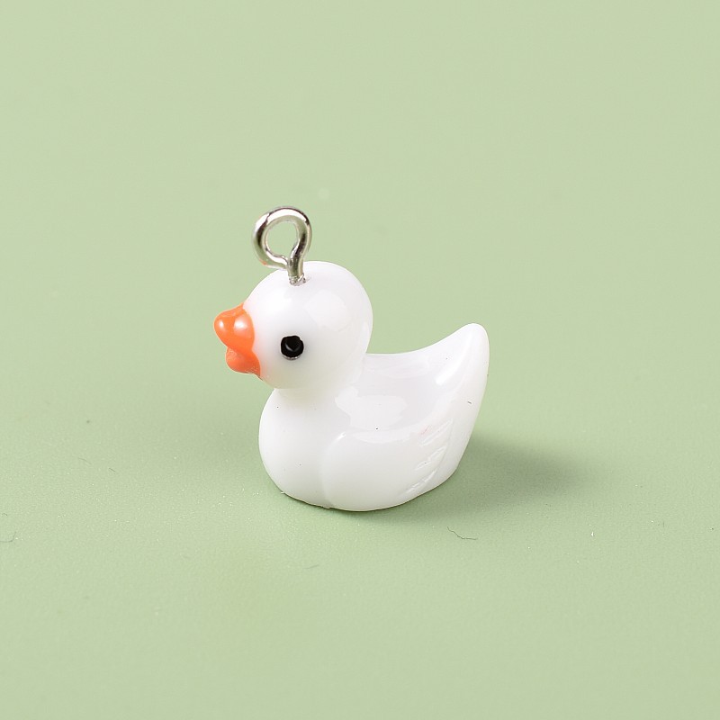 5:Little white duck