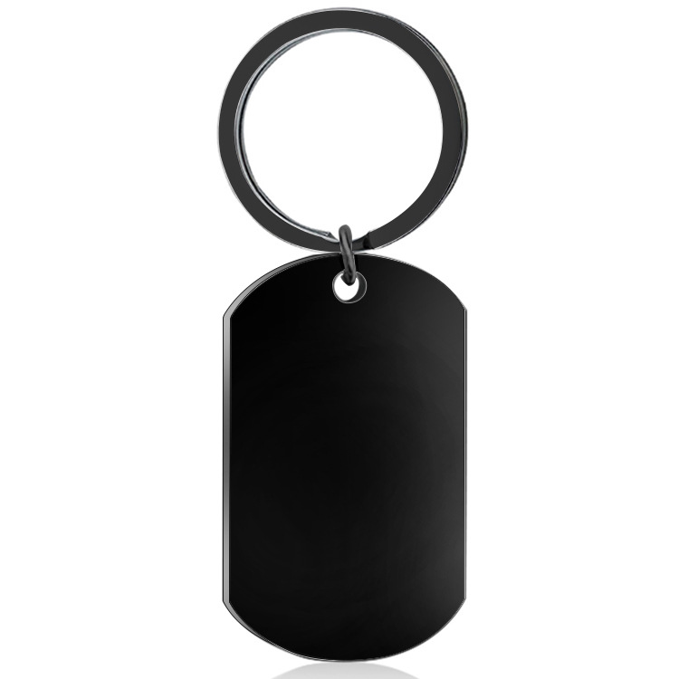 9:The blank black keychain has no accessories